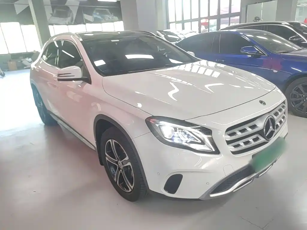 Mercedes-Benz GLA — фото 4