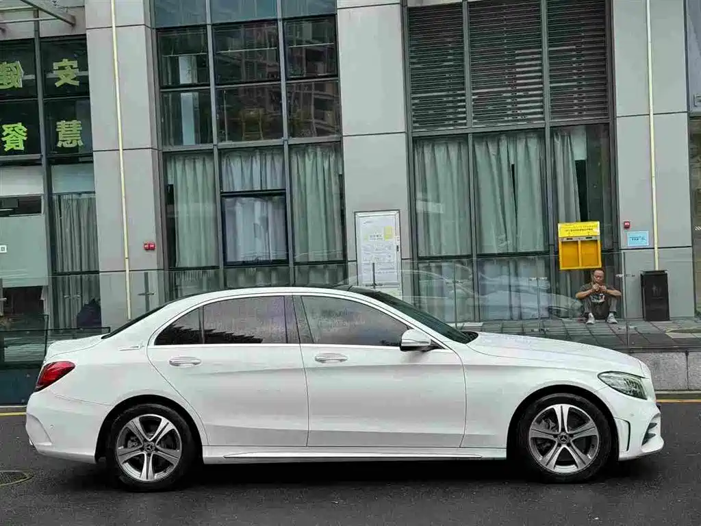 Mercedes-Benz C-Class — фото 4