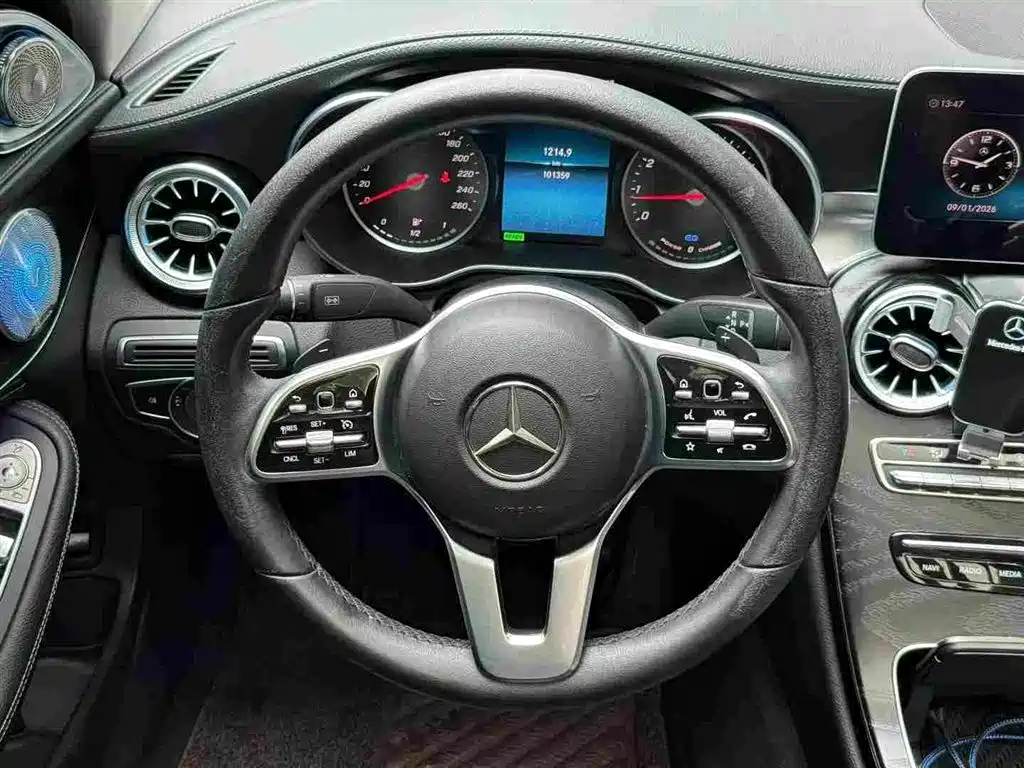 Mercedes-Benz C-Class — фото 6