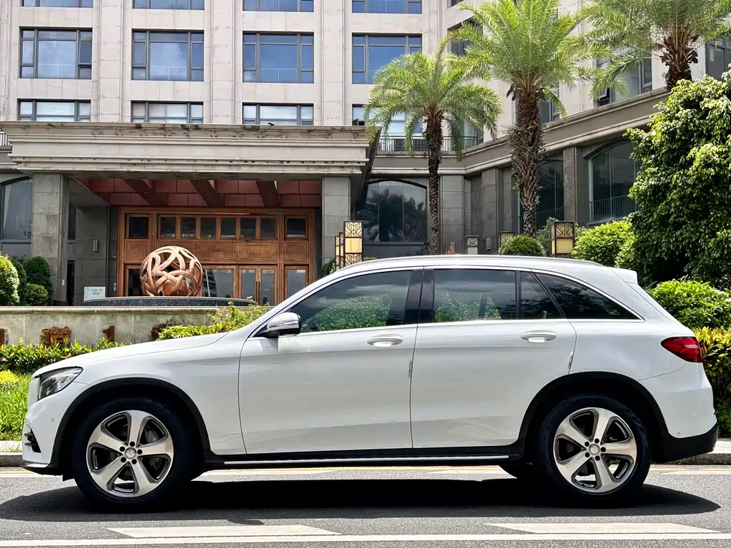 Mercedes-Benz GLC — фото 18