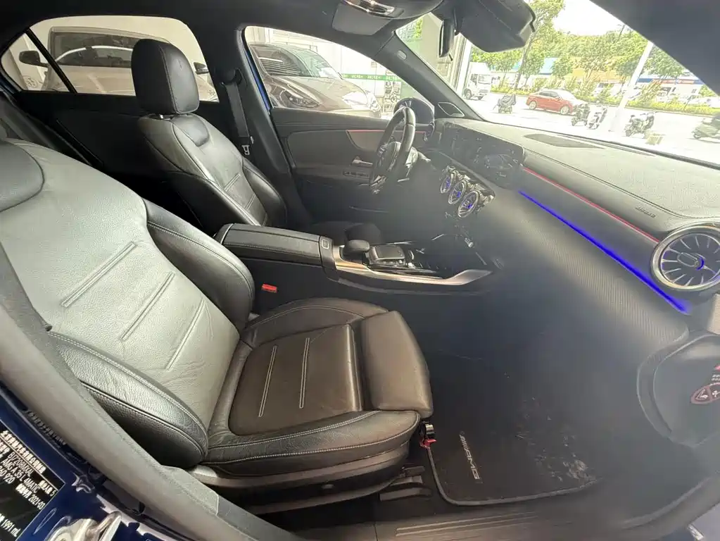Mercedes-Benz A-Class AMG — фото 7