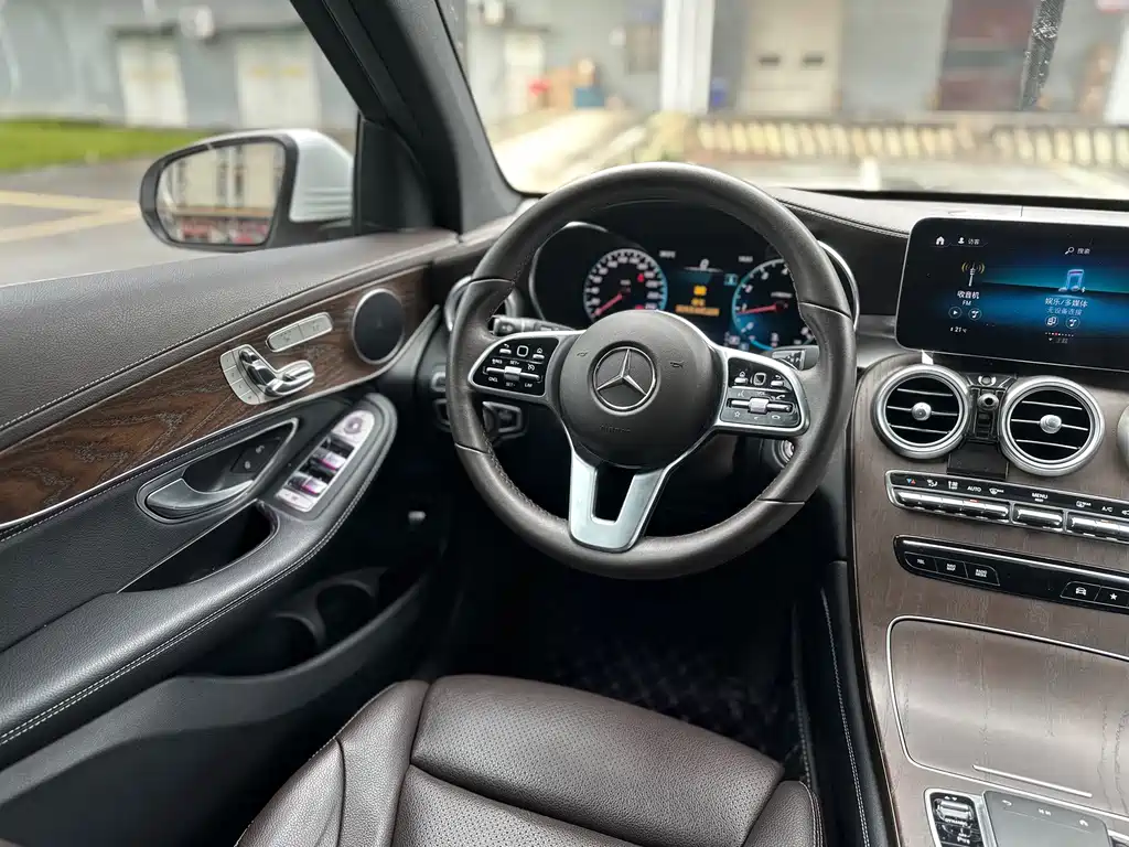 Mercedes-Benz GLC — фото 13