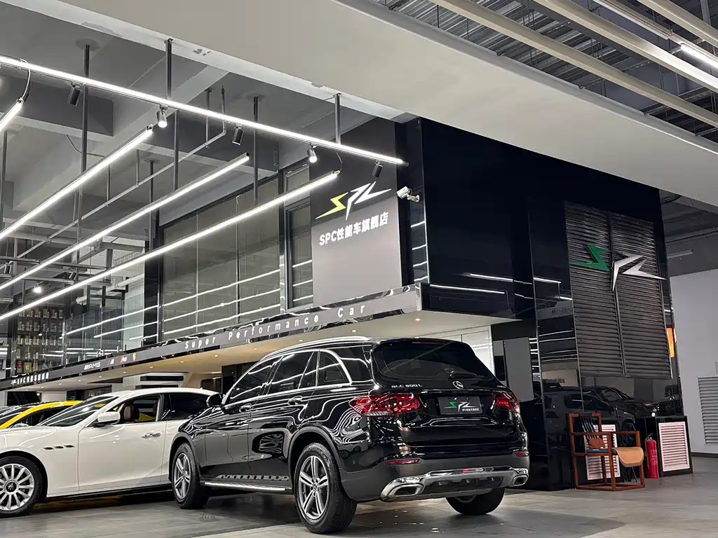 Mercedes-Benz GLC — фото 15