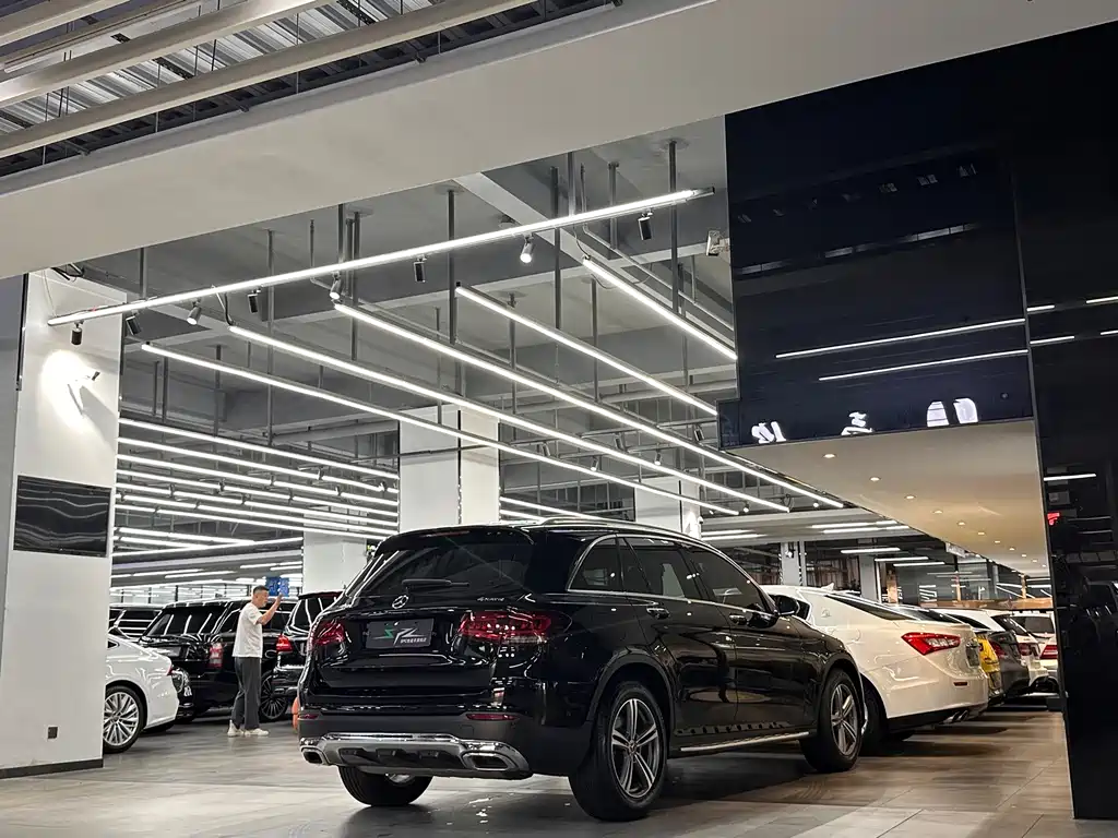 Mercedes-Benz GLC — фото 17