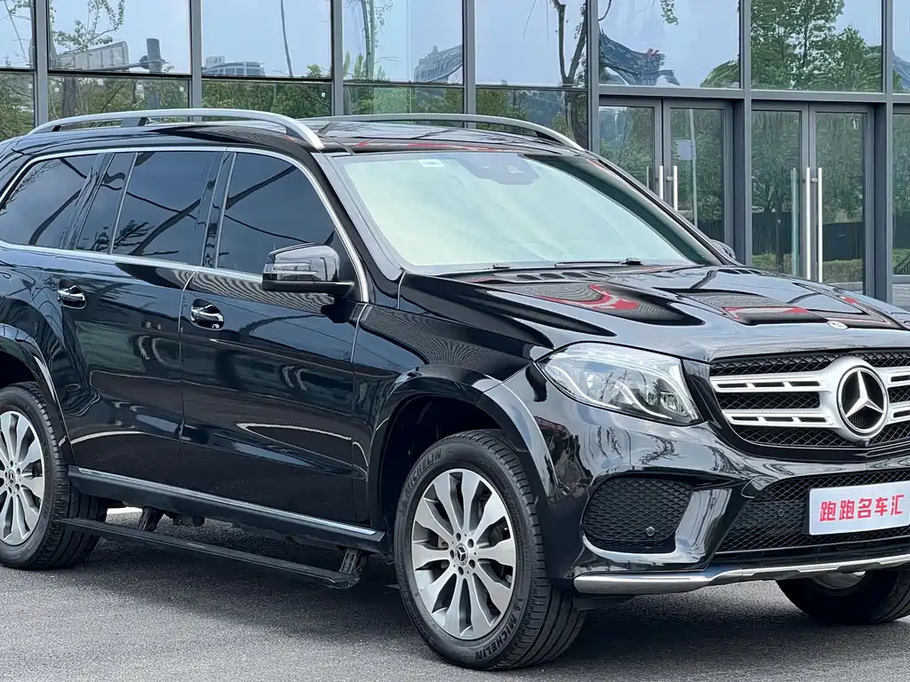 Mercedes-Benz GLS — фото 15