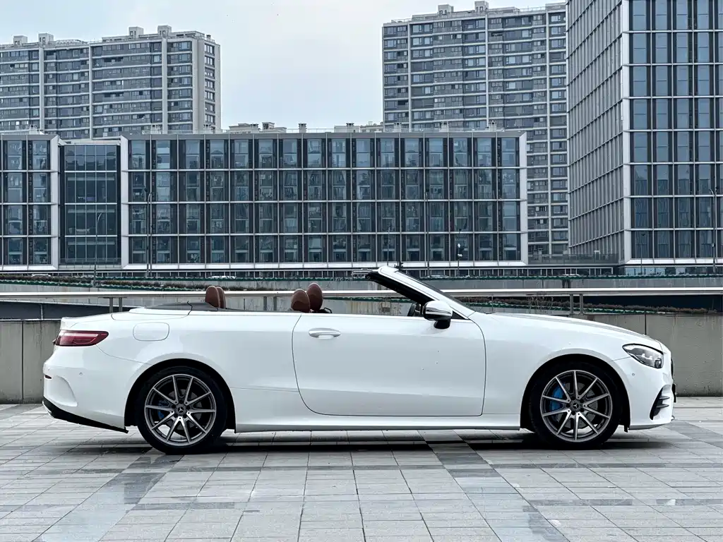 Mercedes-Benz E-Class (Import) — фото 9