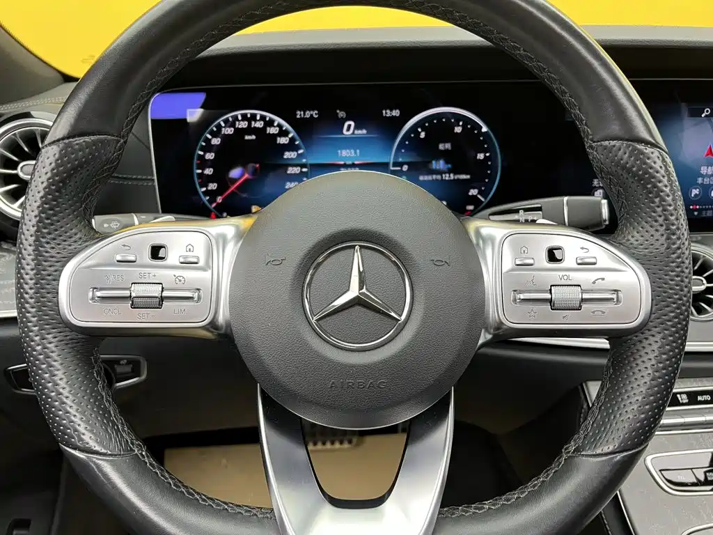 Mercedes-Benz CLS — фото 11