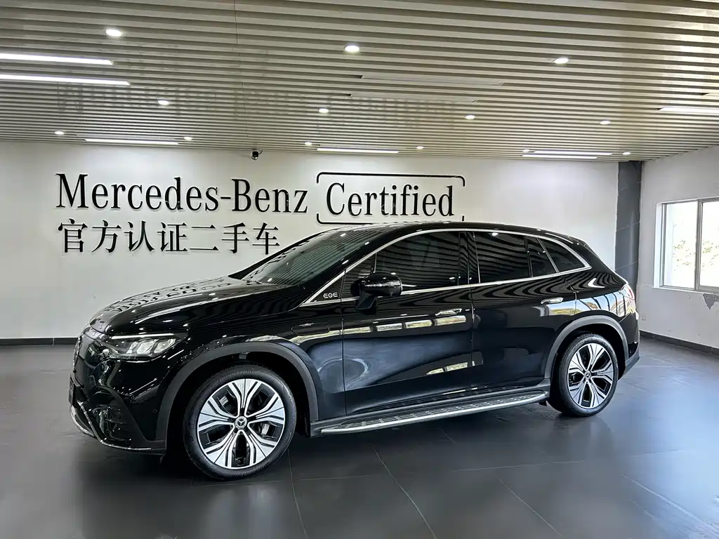 Mercedes-Benz EQE SUV — фото 2
