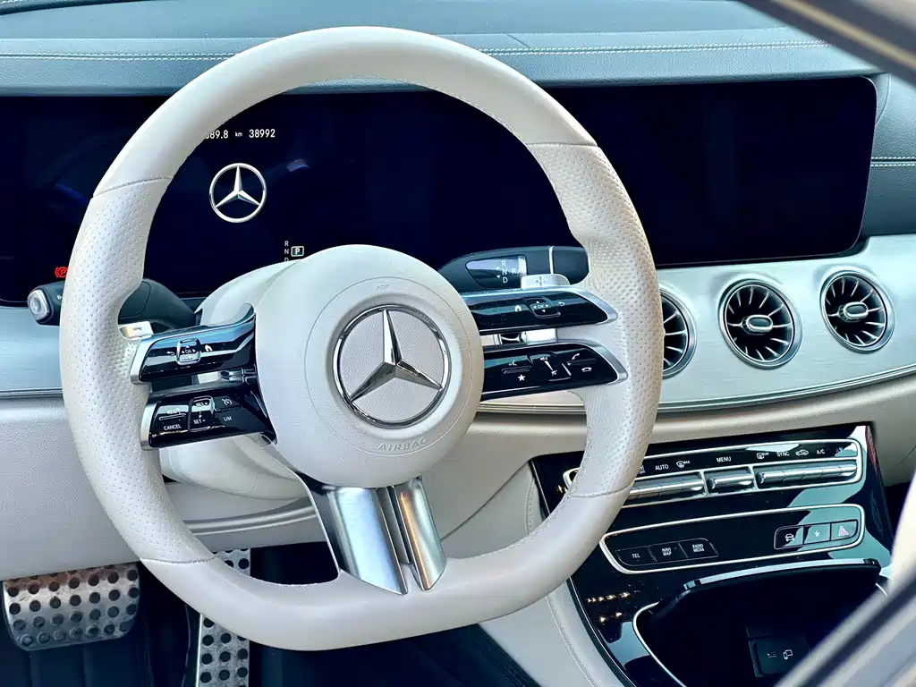 Mercedes-Benz E-Class (Import) — фото 6