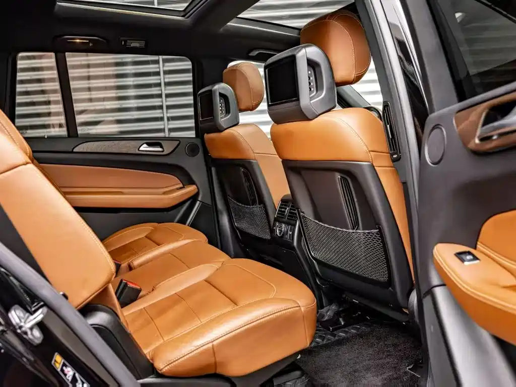 Mercedes-Benz GLS — фото 9
