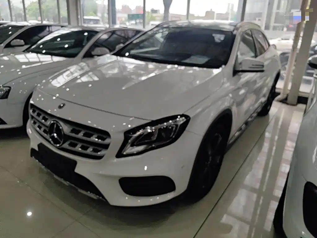 Mercedes-Benz GLA — фото 2