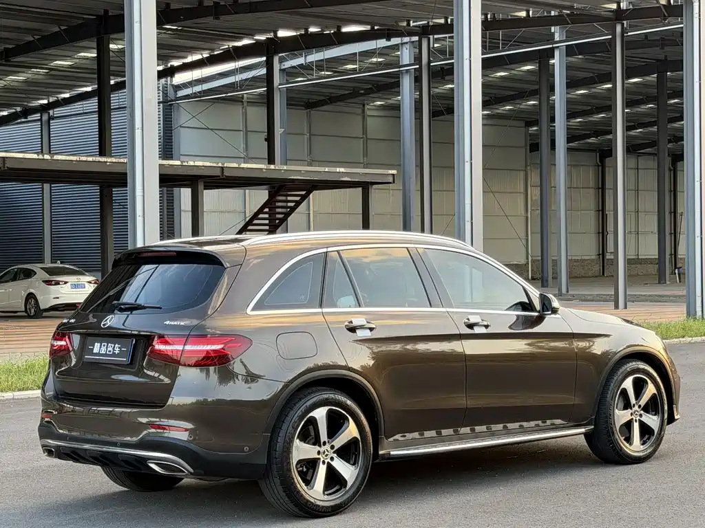 Mercedes-Benz GLC — фото 10