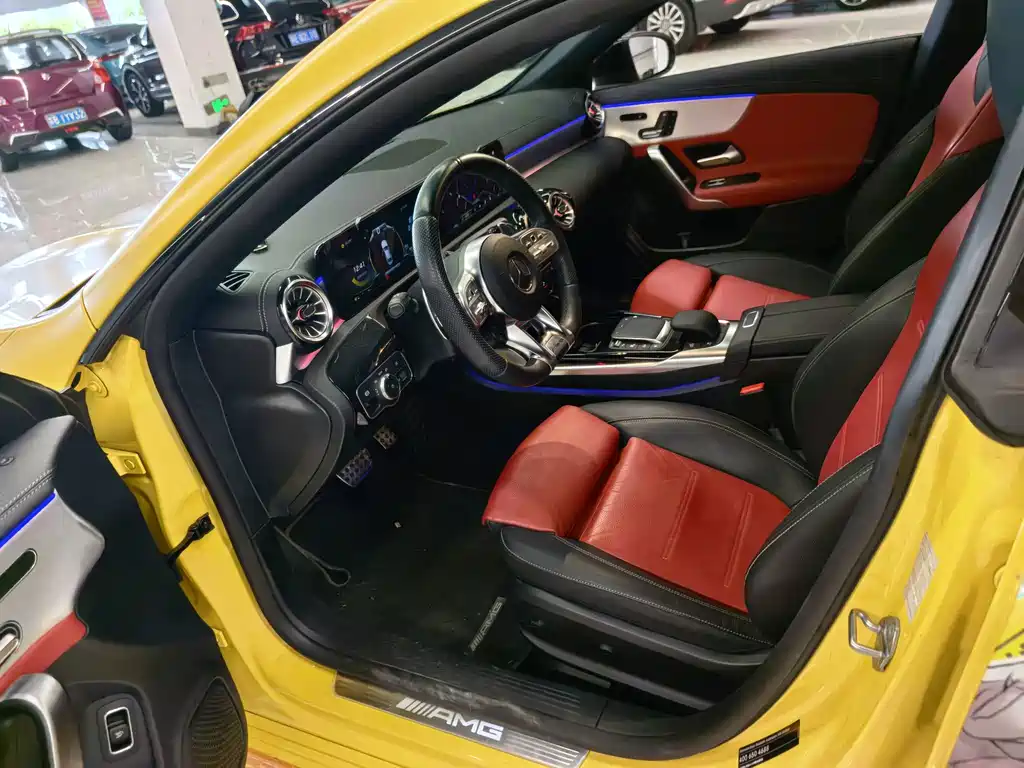 Mercedes-Benz CLA AMG — фото 6