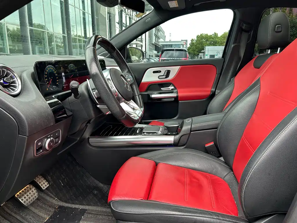 Mercedes-Benz GLA AMG — фото 8