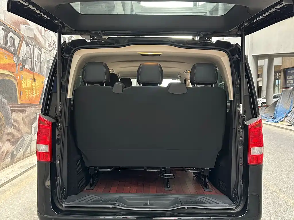 Mercedes-Benz Vito — фото 12