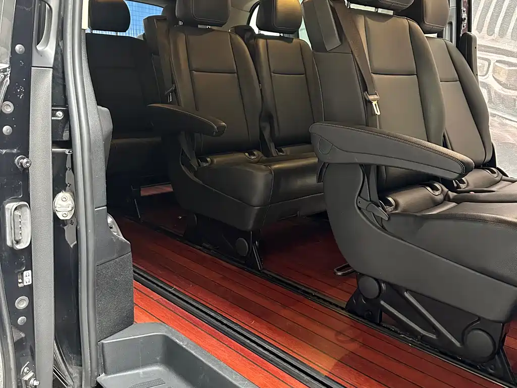 Mercedes-Benz Vito — фото 8