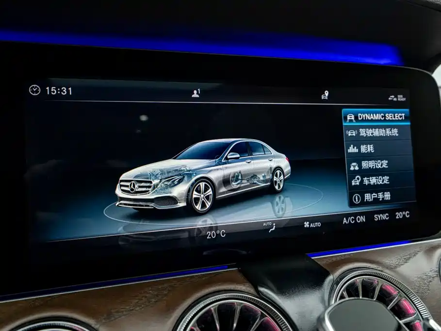 Mercedes-Benz E-Class — фото 10