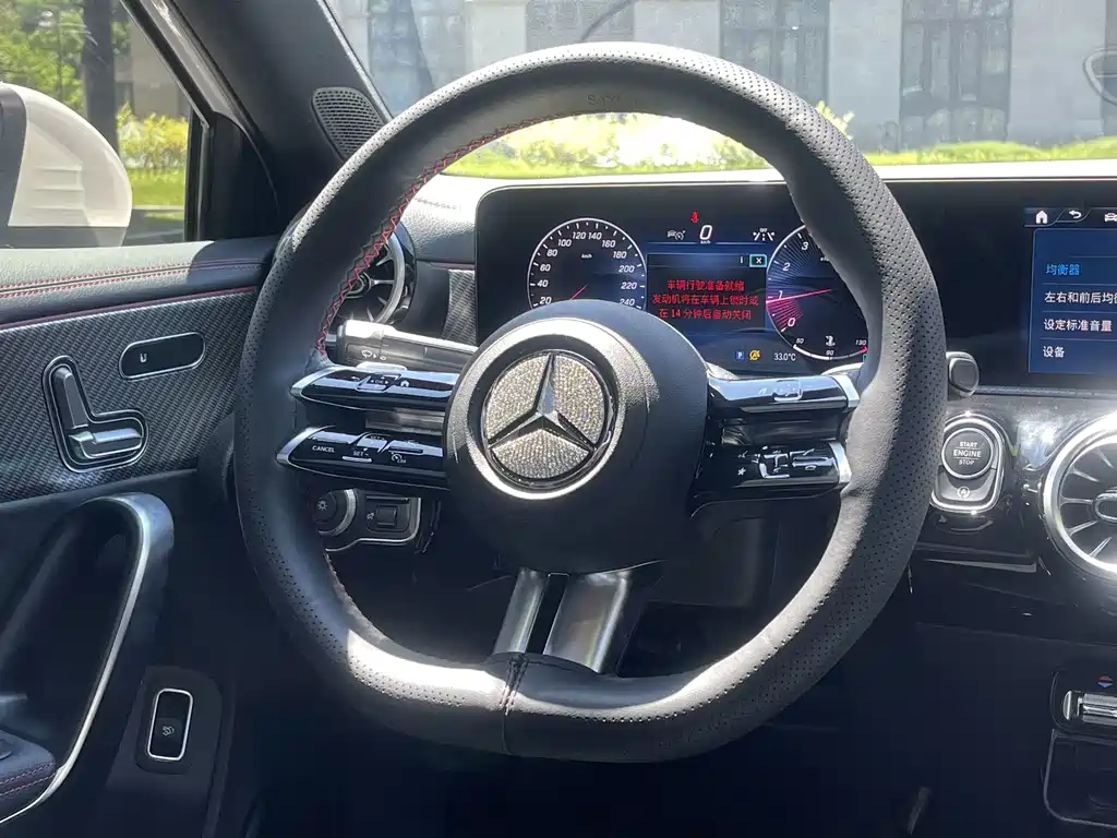 Mercedes-Benz A-Class — фото 14