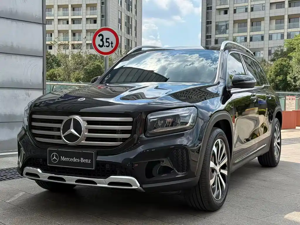 Mercedes-Benz GLB — фото 33