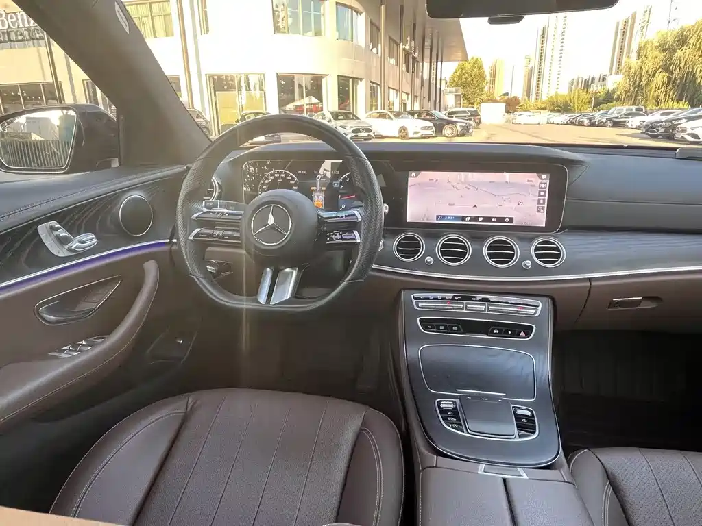 Mercedes-Benz E-Class (Import) — фото 7