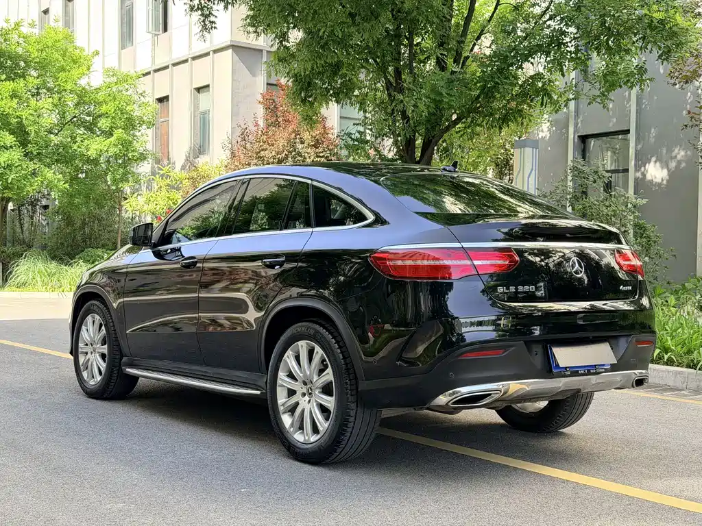 Mercedes-Benz GLE Coupe — фото 9