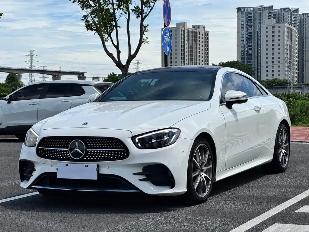 Mercedes-Benz E-Class (Import) — фото 3
