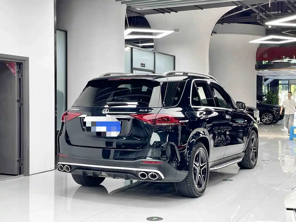 Mercedes-Benz GLE AMG — фото 11