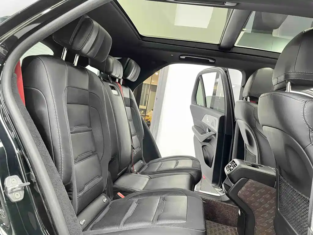 Mercedes-Benz GLE AMG — фото 7