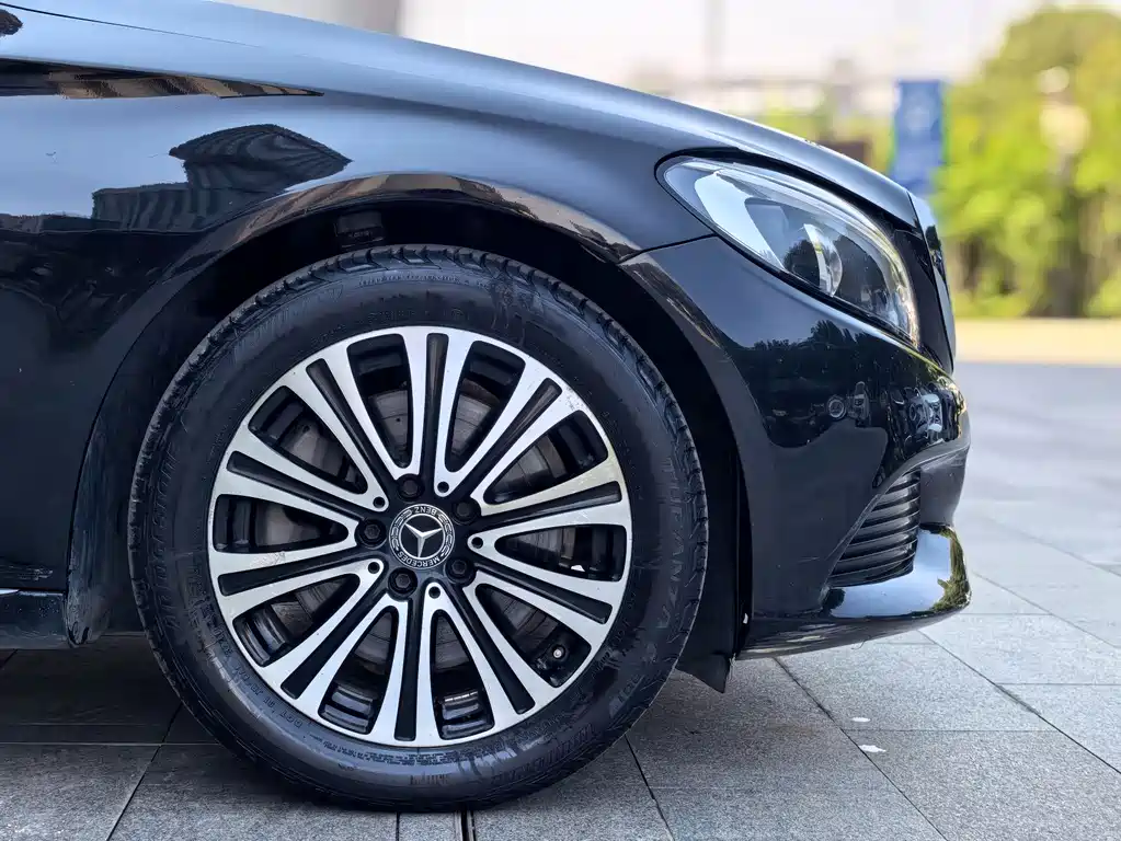 Mercedes-Benz C-Class — фото 25
