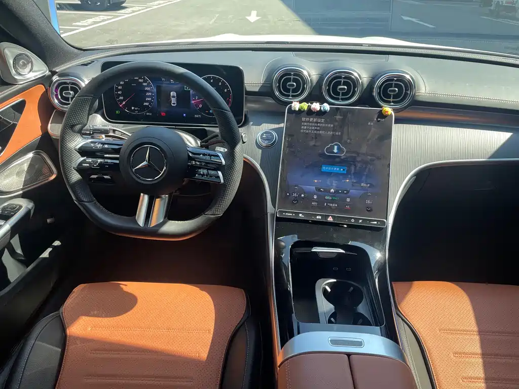 Mercedes-Benz C-Class — фото 15