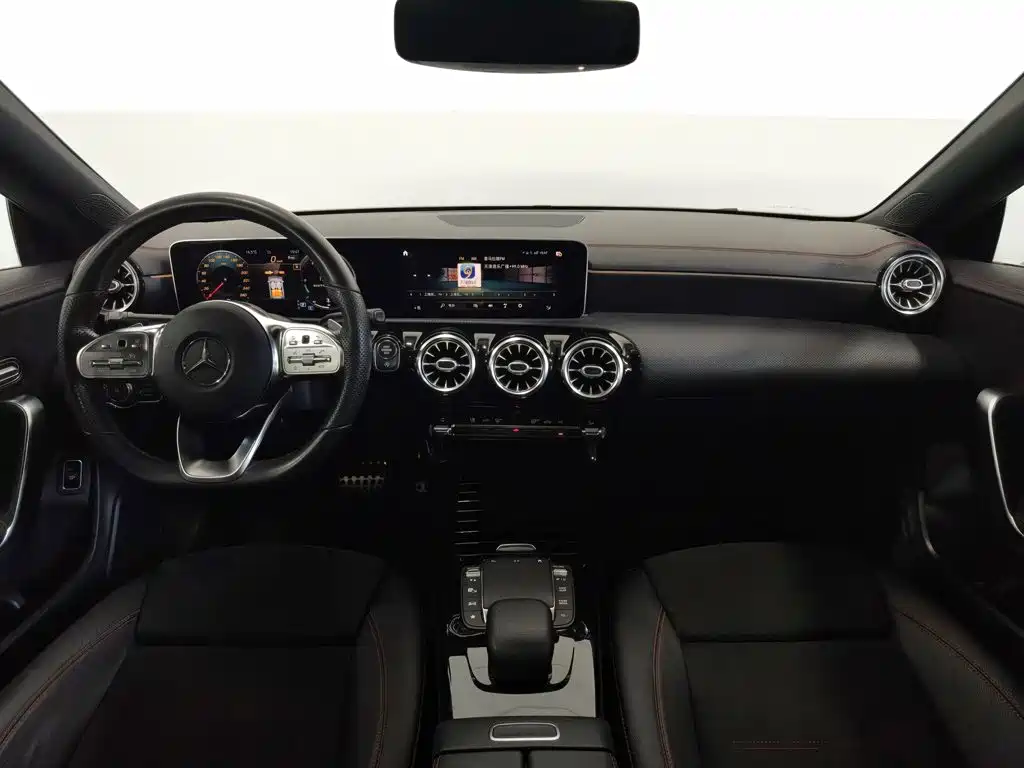 Mercedes-Benz CLA (Import) — фото 5