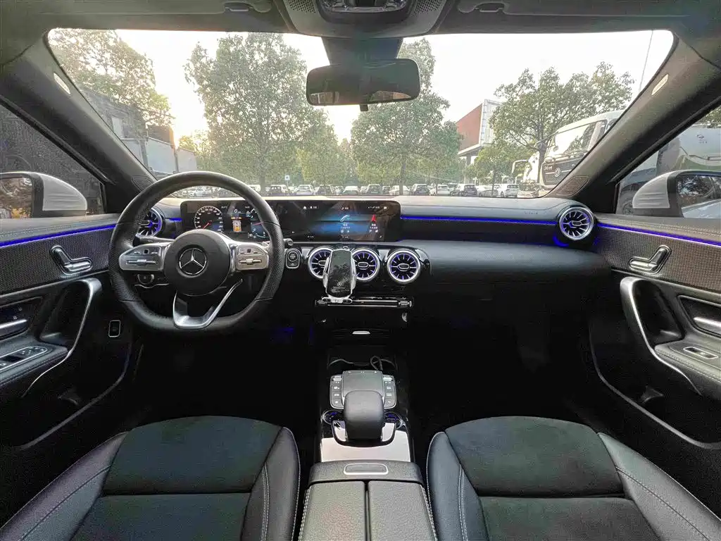 Mercedes-Benz A-Class — фото 17