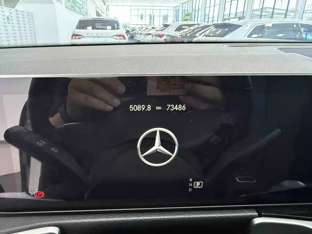 Mercedes-Benz GLB — фото 23