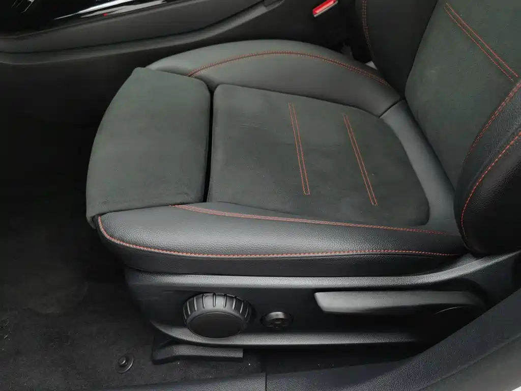 Mercedes-Benz CLA (Import) — фото 20