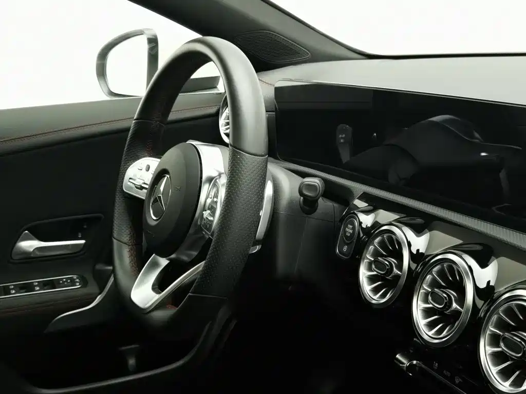 Mercedes-Benz CLA (Import) — фото 22