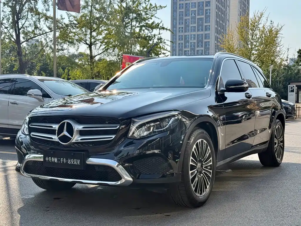 Mercedes-Benz GLC — фото 9
