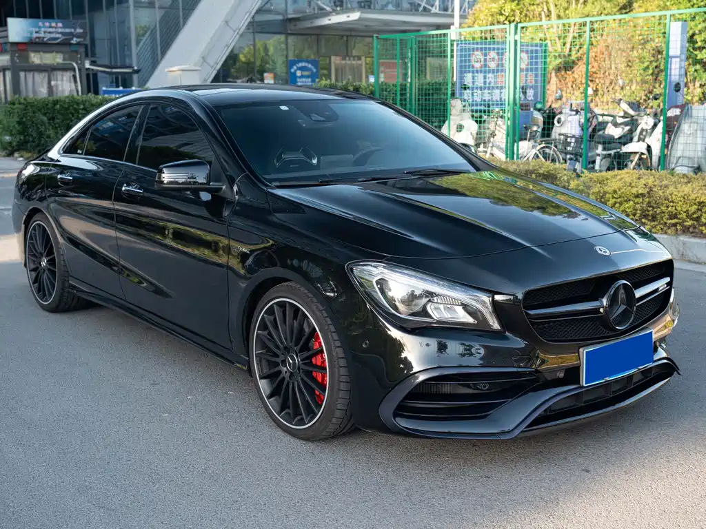 Mercedes-Benz CLA AMG — фото 3