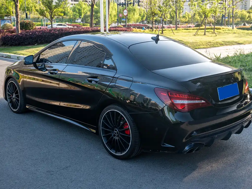 Mercedes-Benz CLA AMG — фото 4
