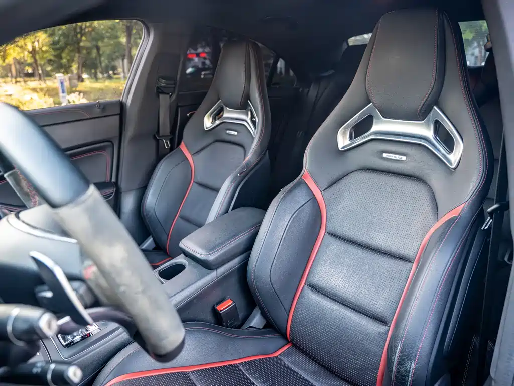 Mercedes-Benz CLA AMG — фото 9