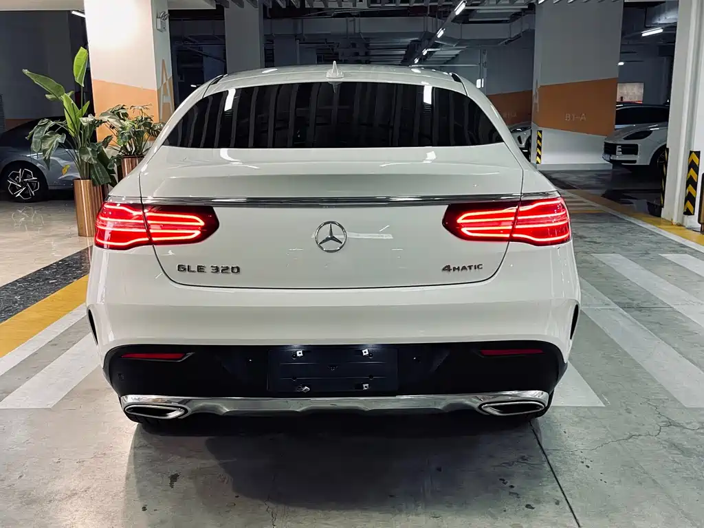 Mercedes-Benz GLE Coupe — фото 13
