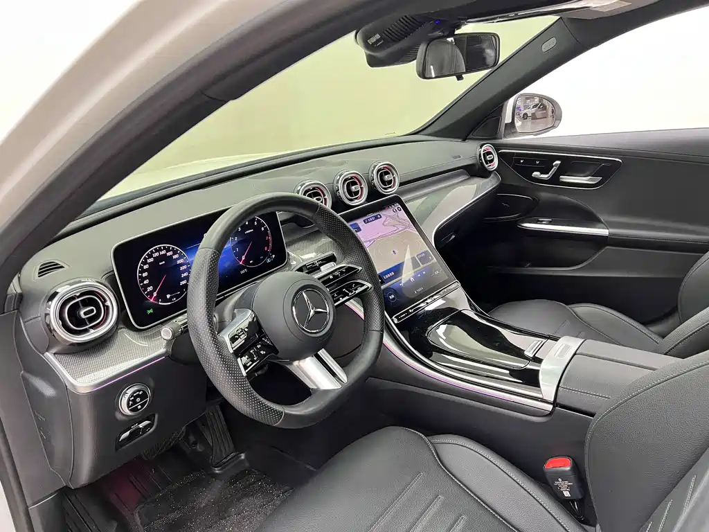 Mercedes-Benz C-Class — фото 10