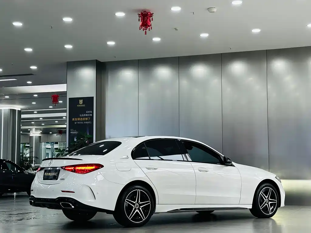 Mercedes-Benz C-Class — фото 7