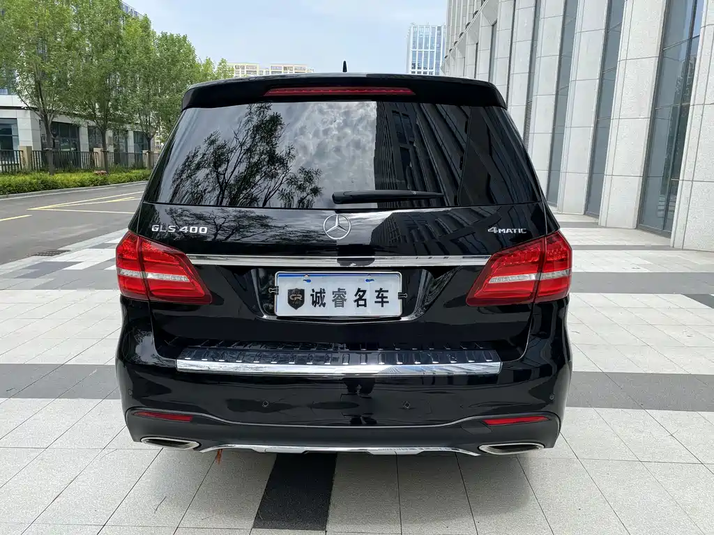 Mercedes-Benz GLS — фото 8