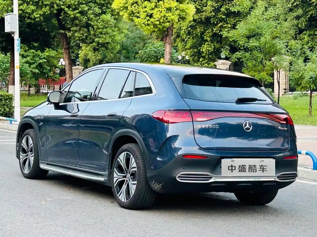 Mercedes-Benz EQE SUV — фото 4