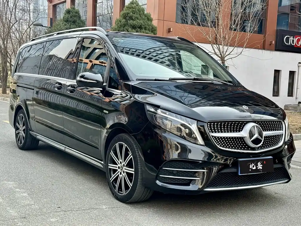 Mercedes-Benz V-Class — фото 2