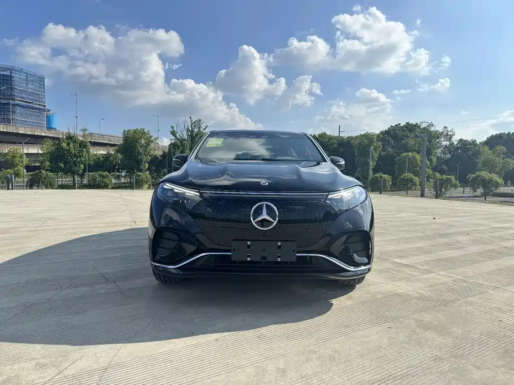 Mercedes-Benz EQS SUV — фото 2