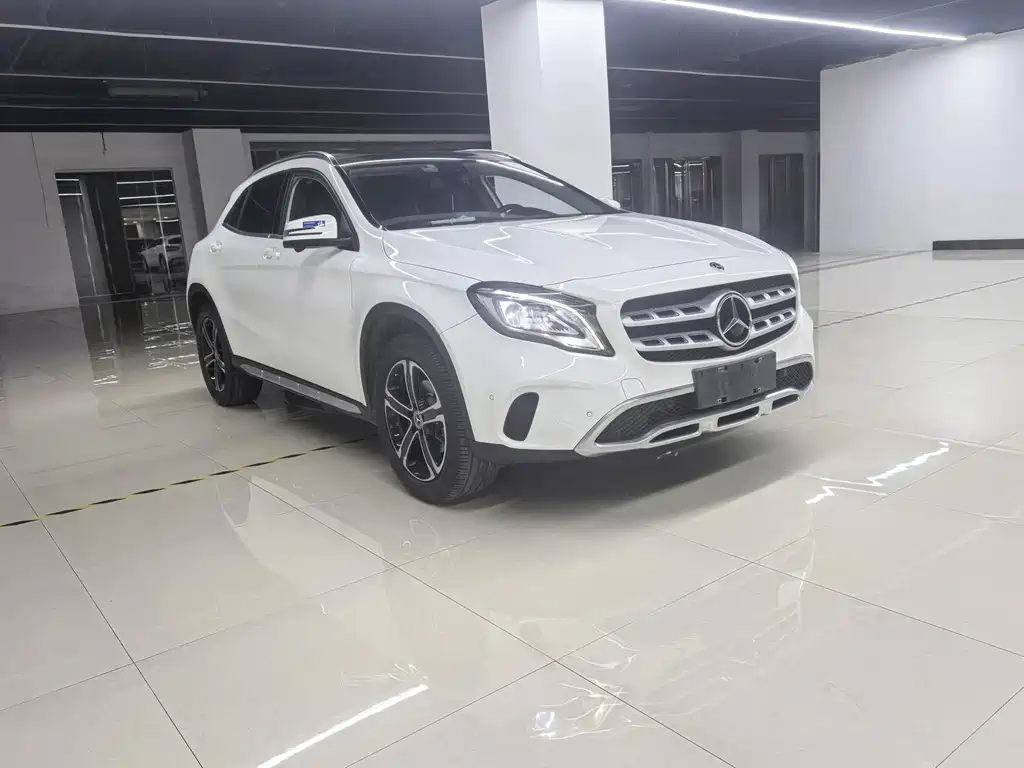 Mercedes-Benz GLA — фото 3