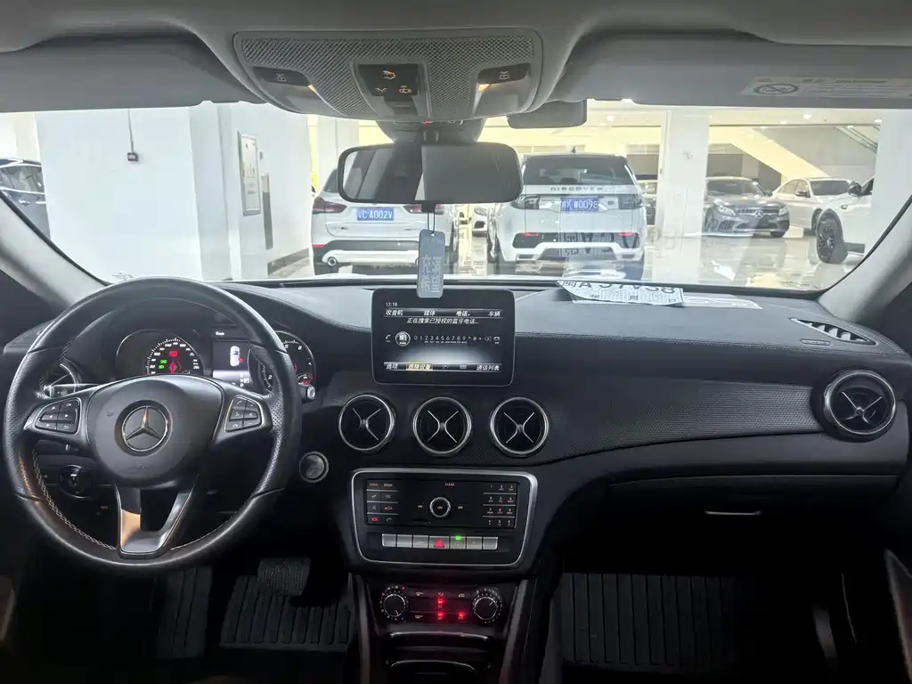 Mercedes-Benz GLA — фото 9