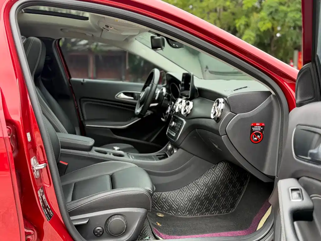 Mercedes-Benz GLA — фото 14