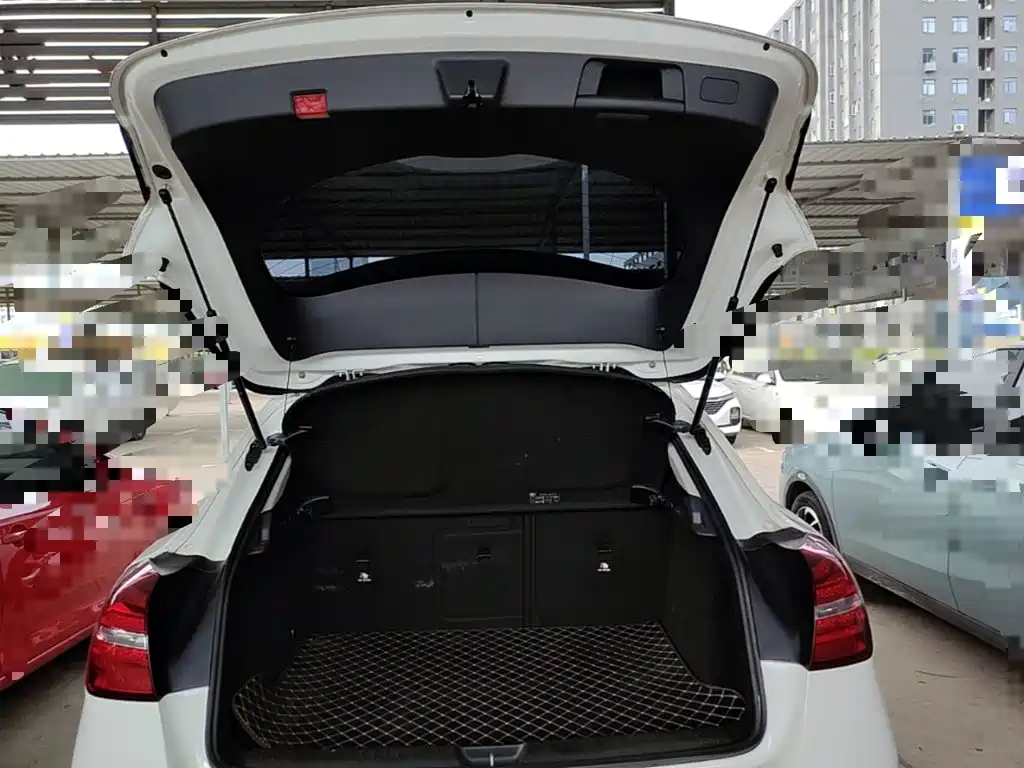 Mercedes-Benz GLA — фото 15
